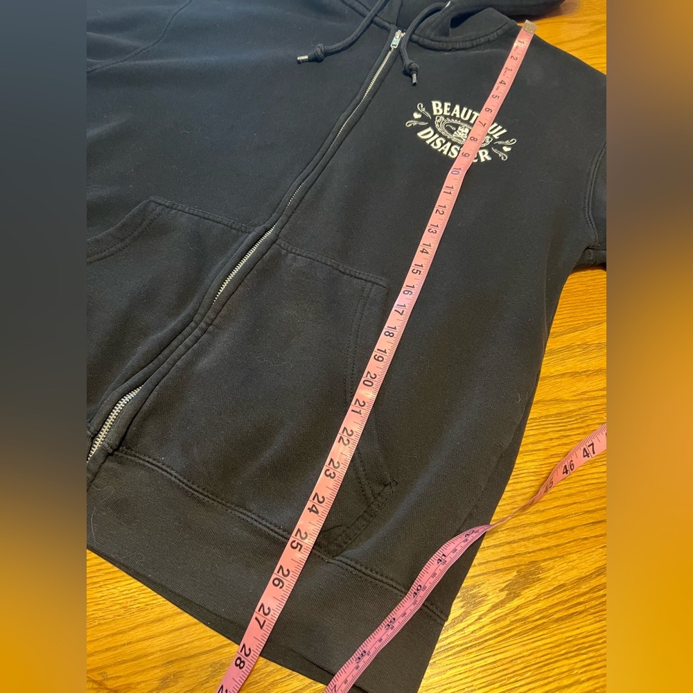 Beautiful Disaster Statement Hoodie What Doesn’t Kill You XL OBSOLETE & RARE‼️ - Picture 10 of 15